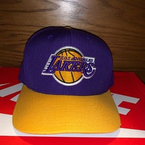 Mitchell and Ness basic logo Lakers Snapback